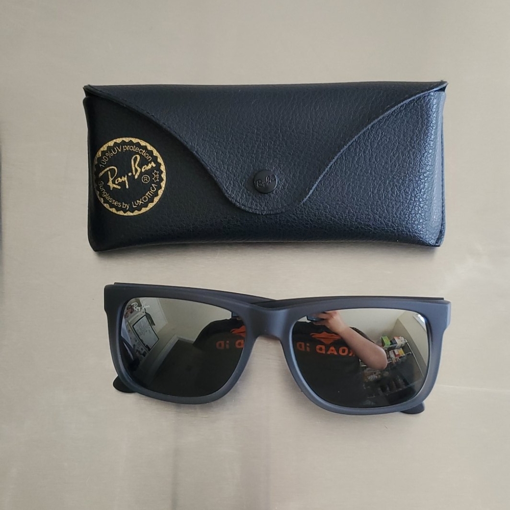 Genuine Ray-Ban Justin Sunglasses w/ Mirrored Lens